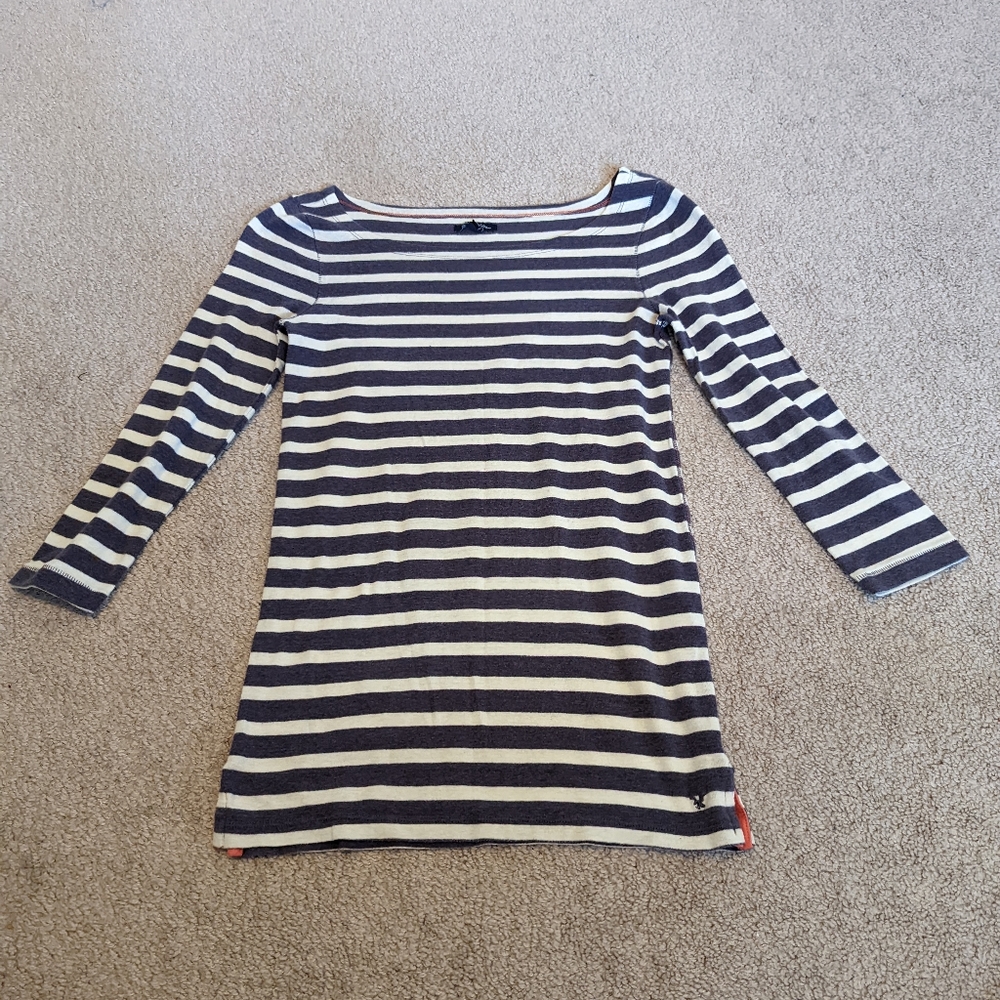 Boatneck striped top